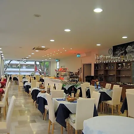 Carlton Riccione